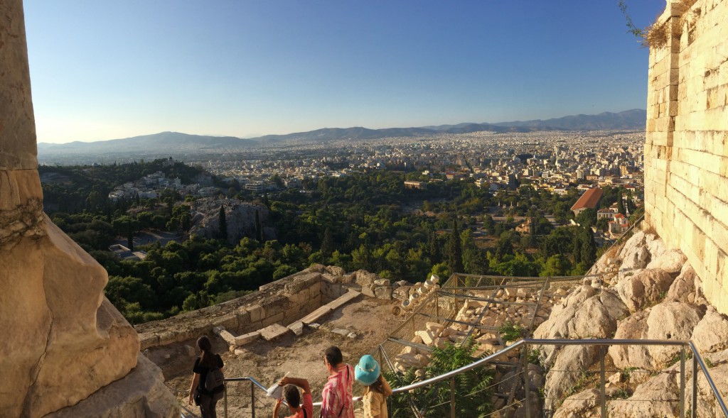 The park next to acropolis