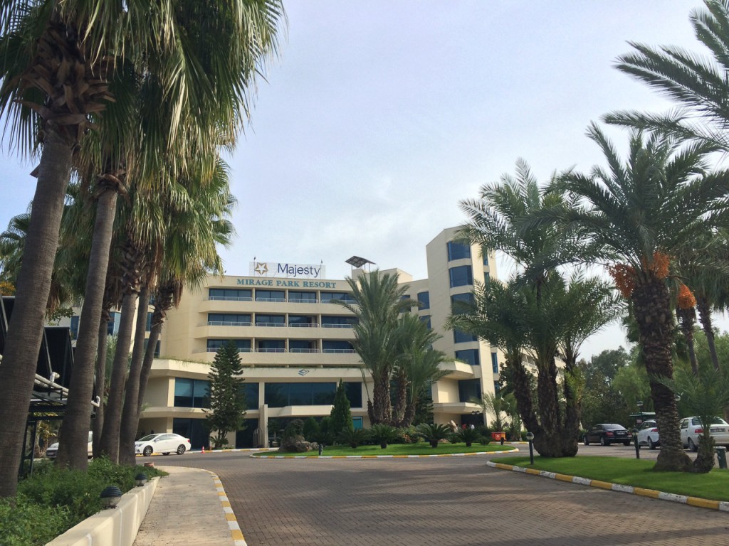 Hotel Frontside